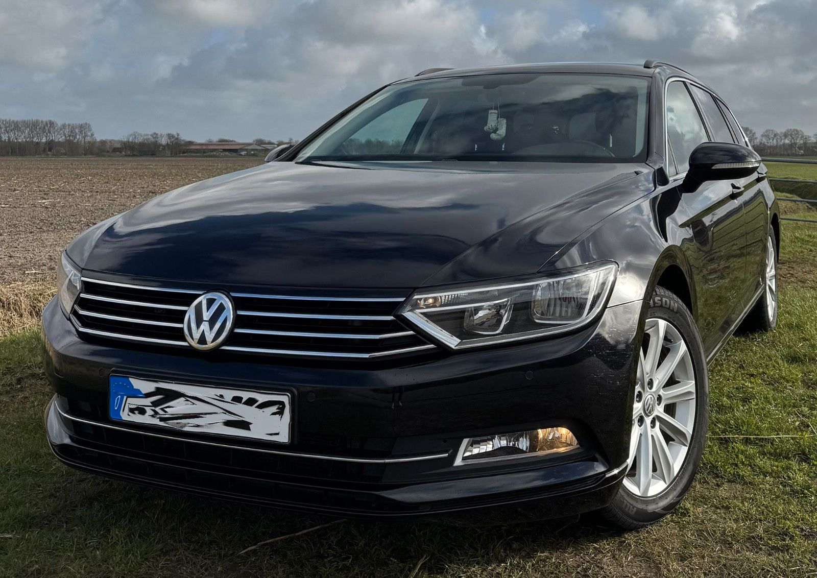 VW Passat Variant 2.0 TDI Comfortline BMT*AHK*ACC