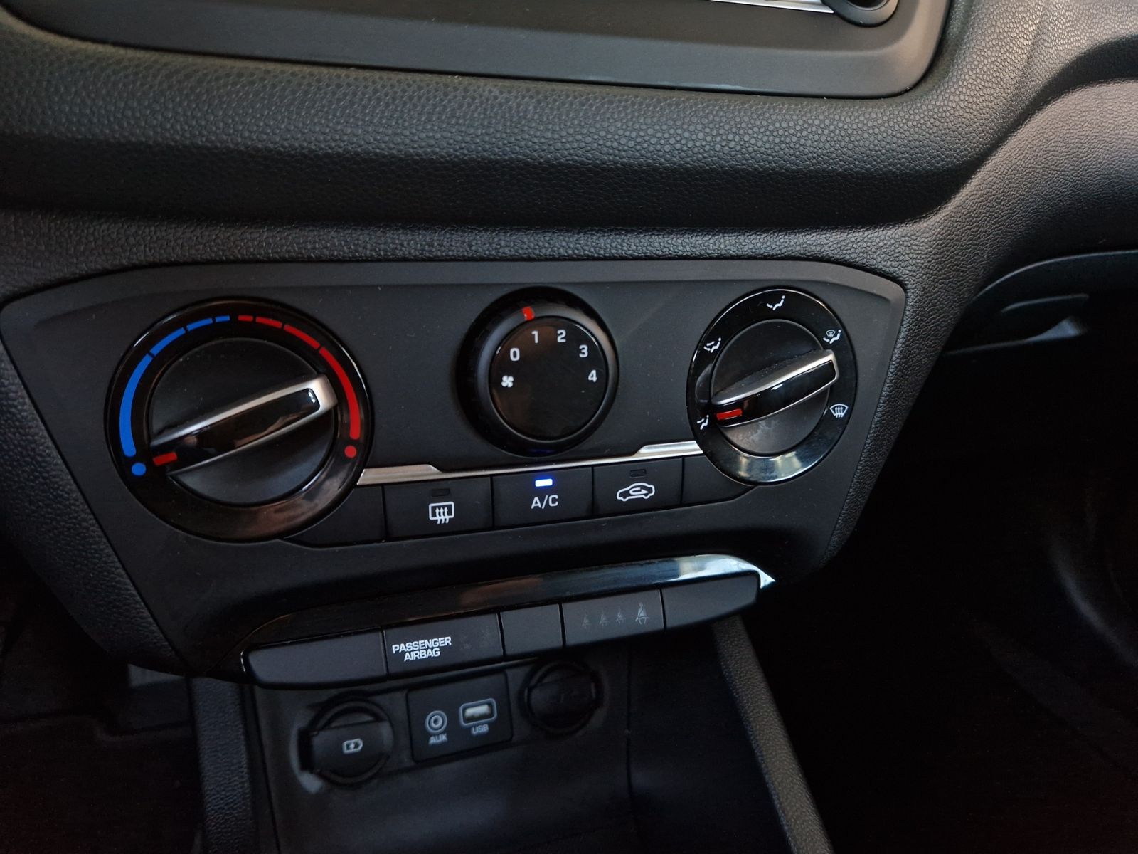 Fahrzeugabbildung Hyundai i20 Pure KLIMA