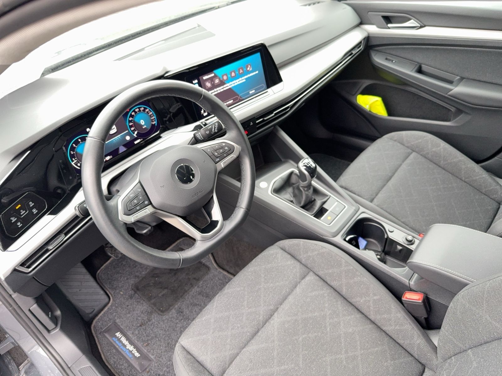 Golf VIII 1.5 TSI Life, Navi, Sitzhzg, LED+, App