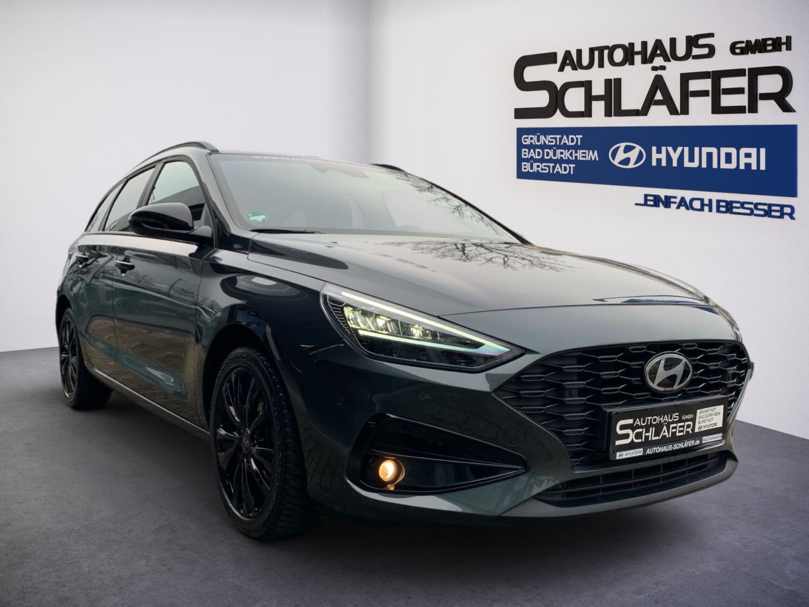 Fahrzeugabbildung Hyundai i30 Kombi 1.0 T-GDI 7-DCT Advantage Navi LED