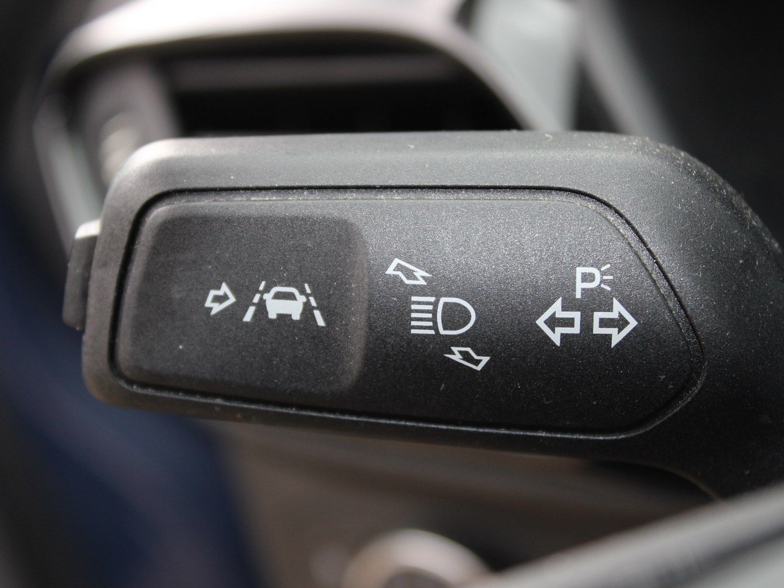 Fahrzeugabbildung Ford Fiesta Cool & Connect 1,1