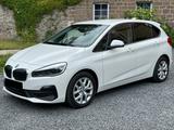 BMW 216d Active Tourer 1Hand Navi LED Business - BMW 216 Active Tourer aus 2020