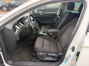 Volkswagen Passat Variant - 10