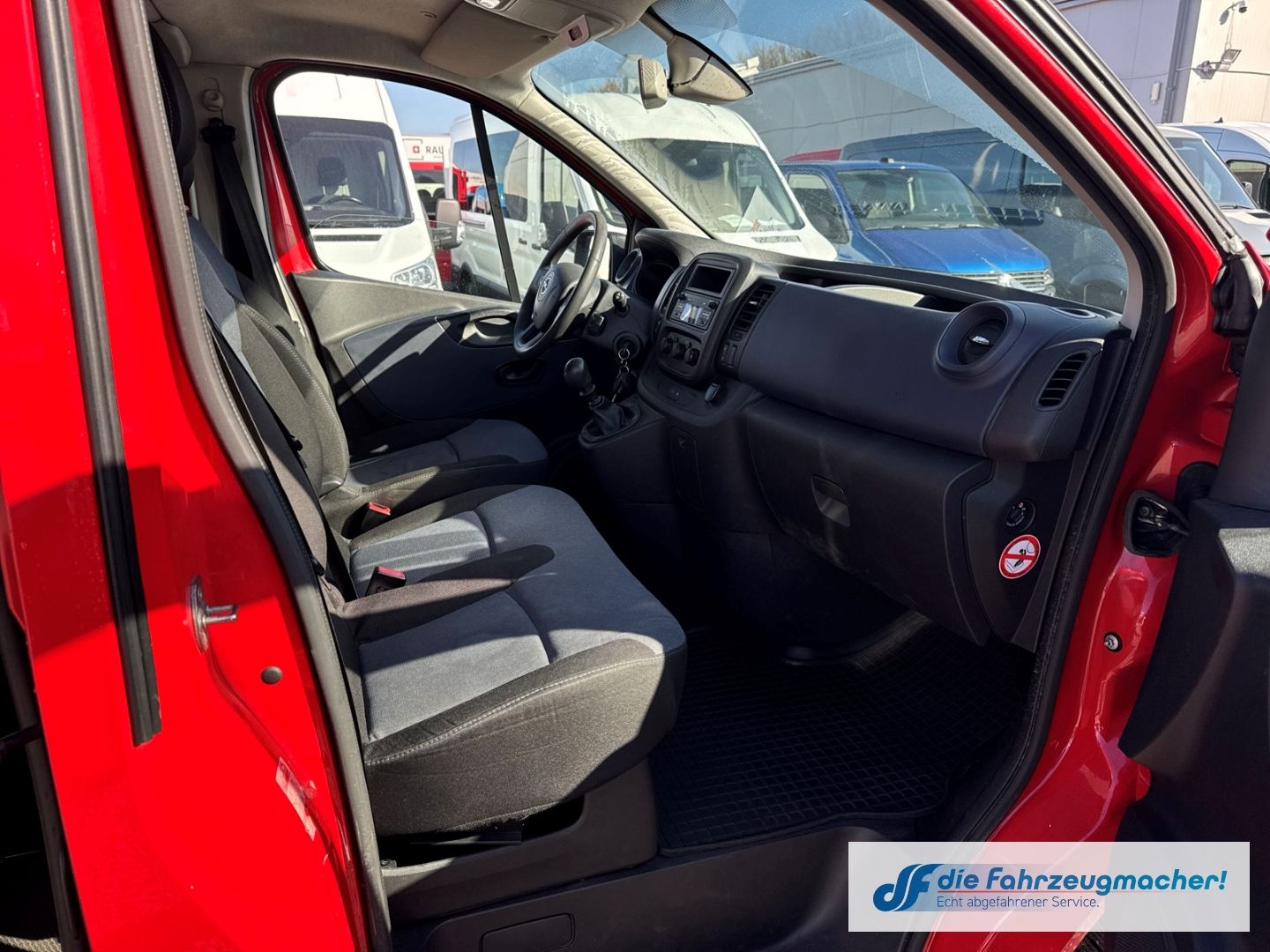 Fahrzeugabbildung Opel Vivaro B Kombi  L1H1 1.6 CDTI *G8057 KLIMA