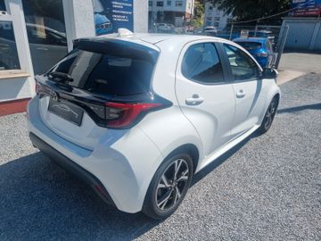 Toyota Yaris - 4