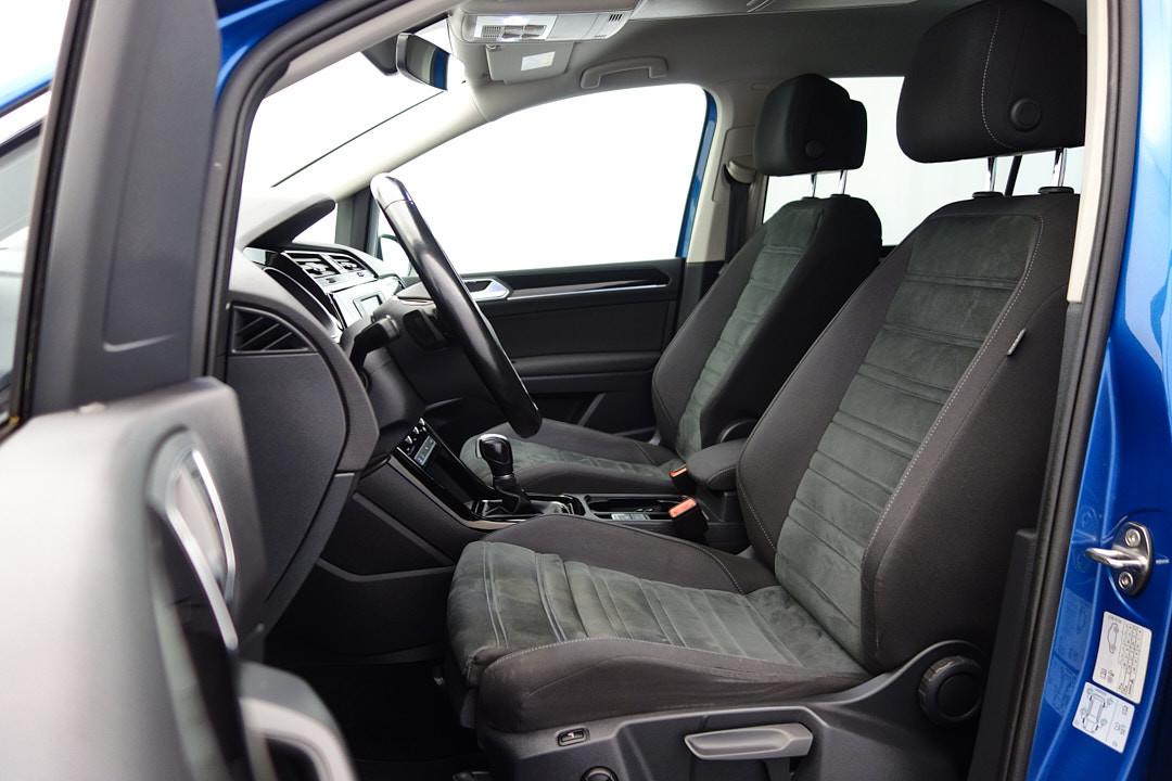 VOLKSWAGEN TOURAN 1.4 TSI 150ch HIGHLINE BVA DSG Sièges chauffants massants 7 places Historique présent - 1ERE MAIN