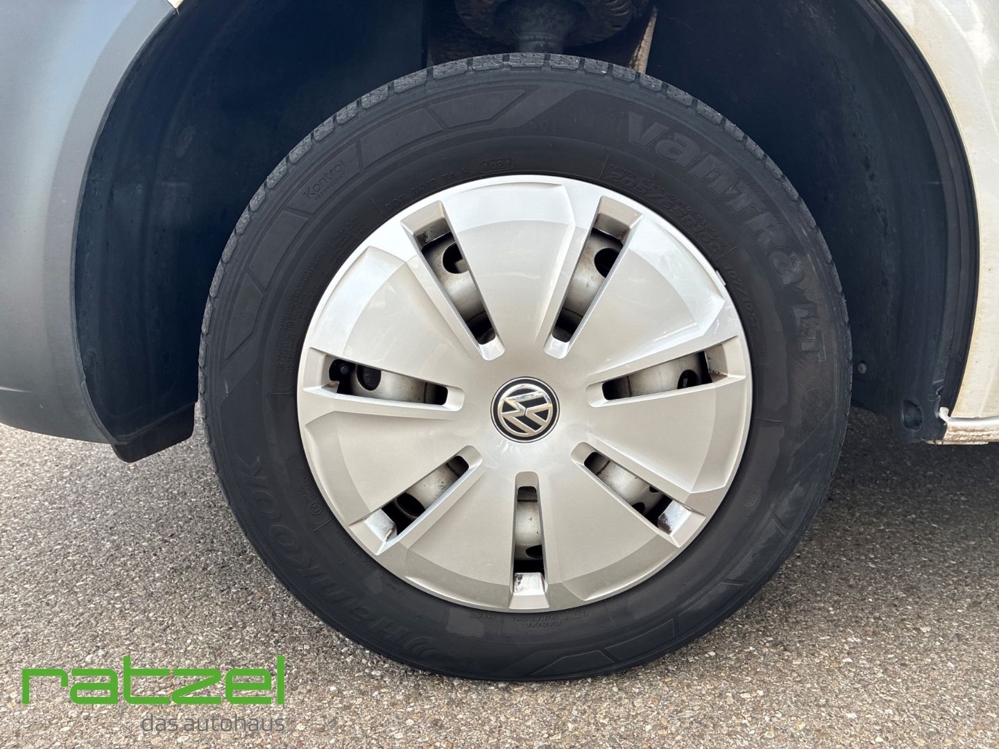 Fahrzeugabbildung Volkswagen T6.1 Transporter Kasten KR 2.0 TDI SCR BMT 110 k