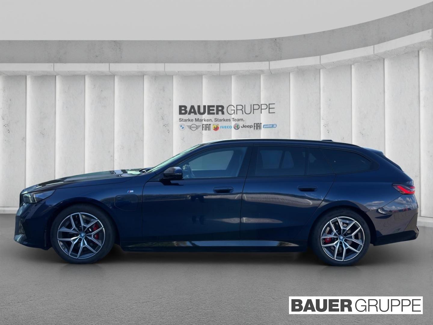 BMW 530 e M Sport Touring Park-Assistent Sportpaket 