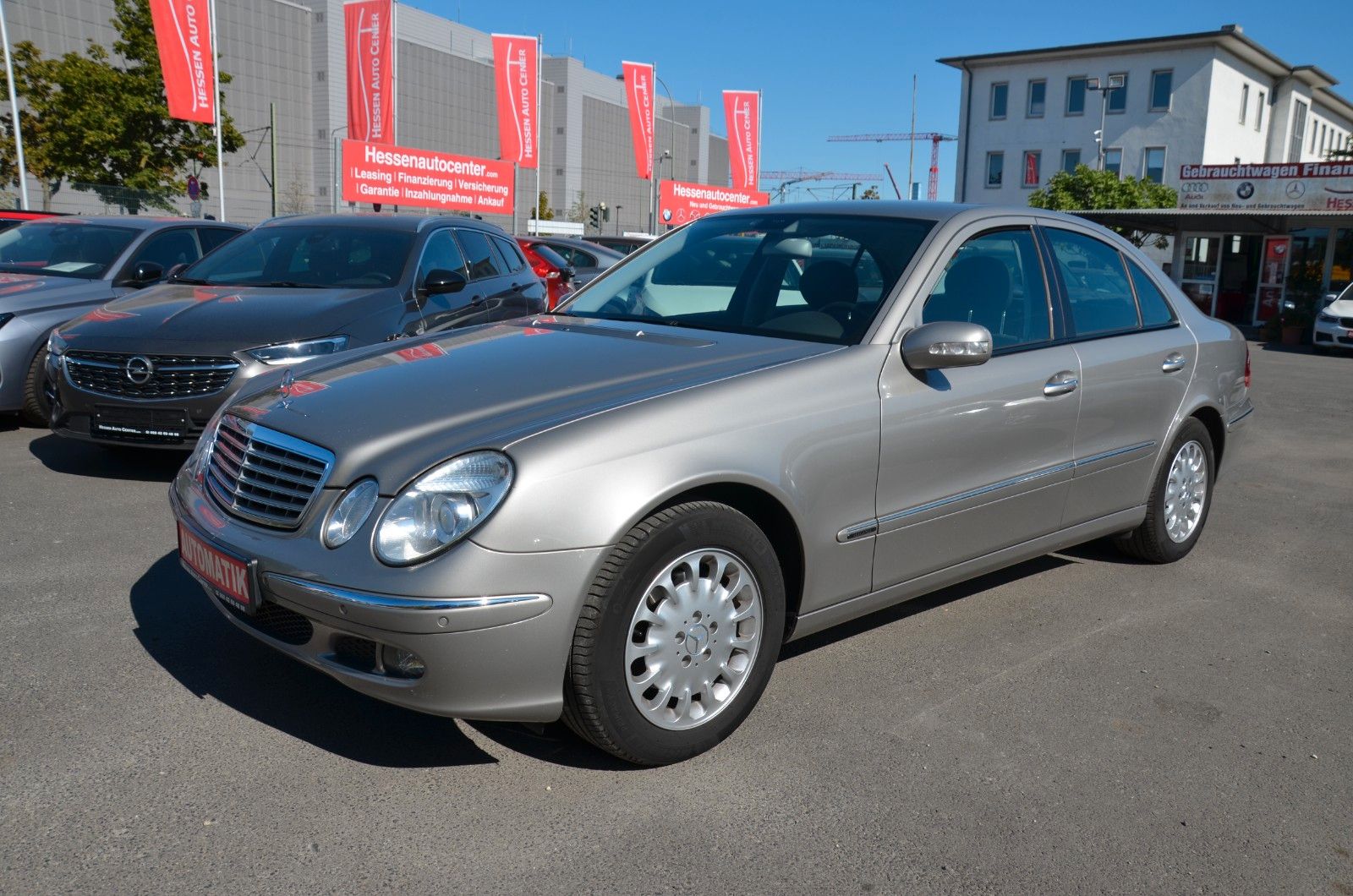 Mercedes-Benz E 200 Lim. – Bild 1