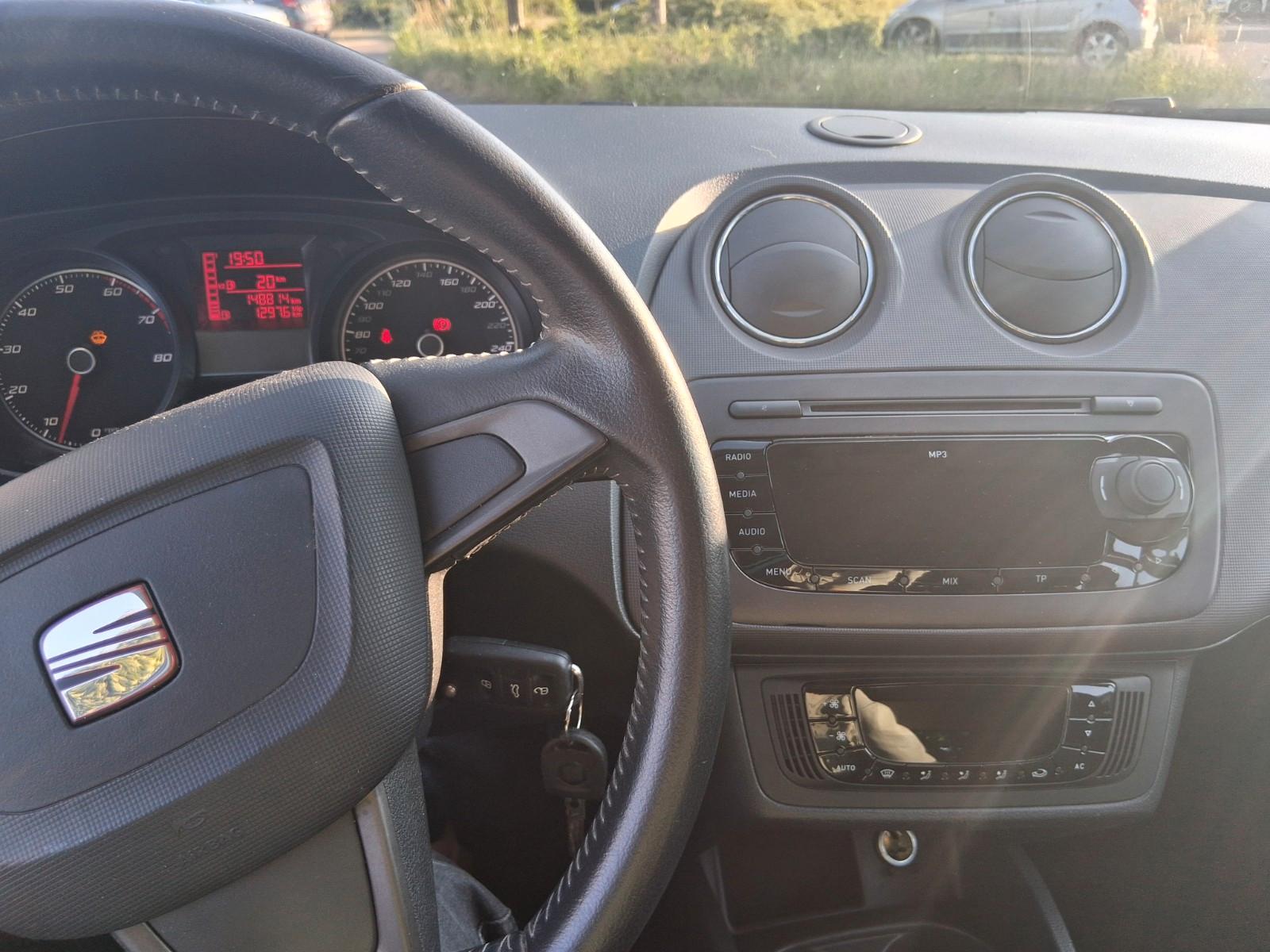 Seat Ibiza 2012 — photo 7
