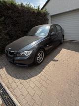 BMW E90 320d M47 * M-Paket * TÜV neu * 166tkm - BMW 320: D E90