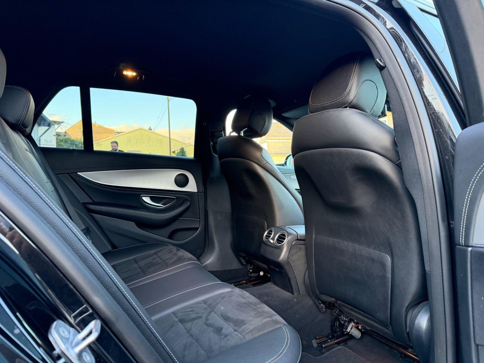 Mercedes-Benz E 220 E T-Modell E 220 d/LED/AHK/AMBIENTE/