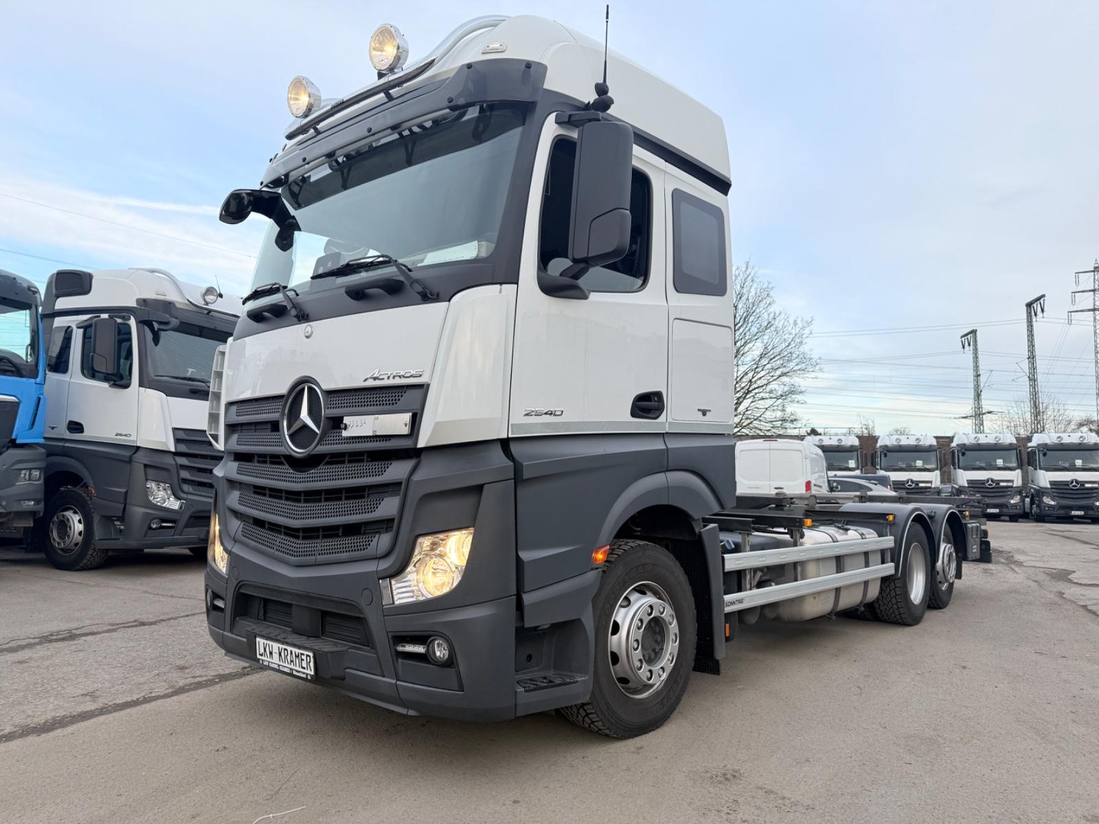 Mercedes-Benz Actros2540/6x2/81TK/Fahrschule/TÜV/ex.Bundeswehr