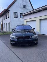 BMW 330i e90 LCI - BMW 330: 330i E90