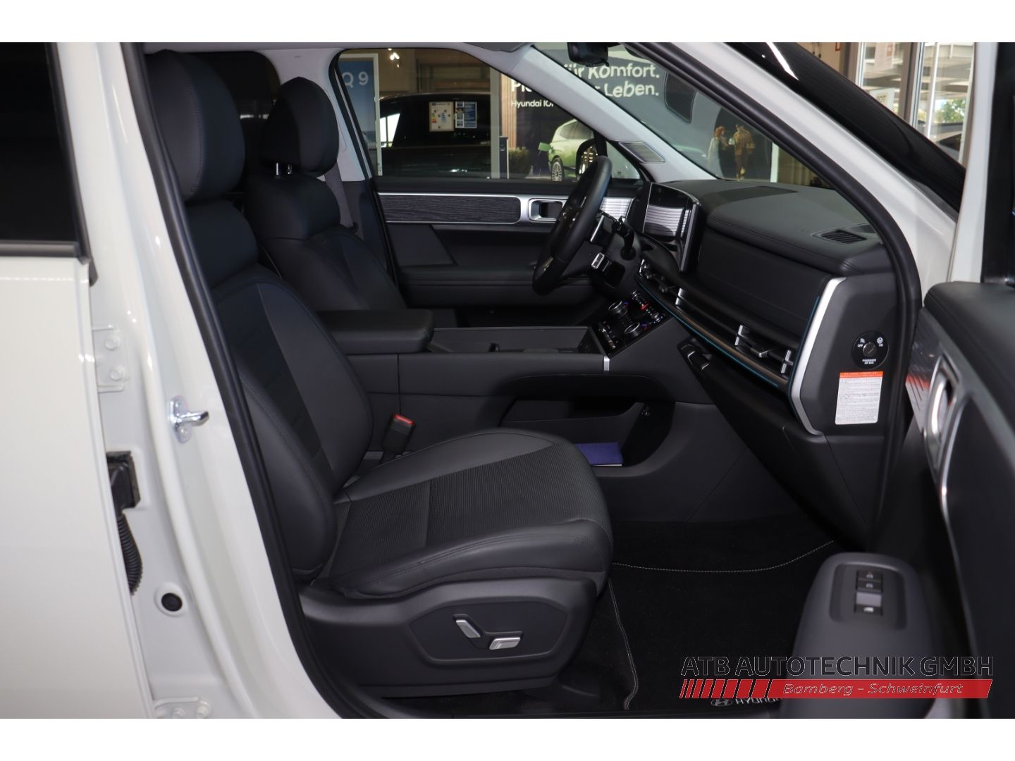 Fahrzeugabbildung Hyundai SANTA FE Intro 1.6 T-GDI Hybrid 4WD HUD Navi Mem