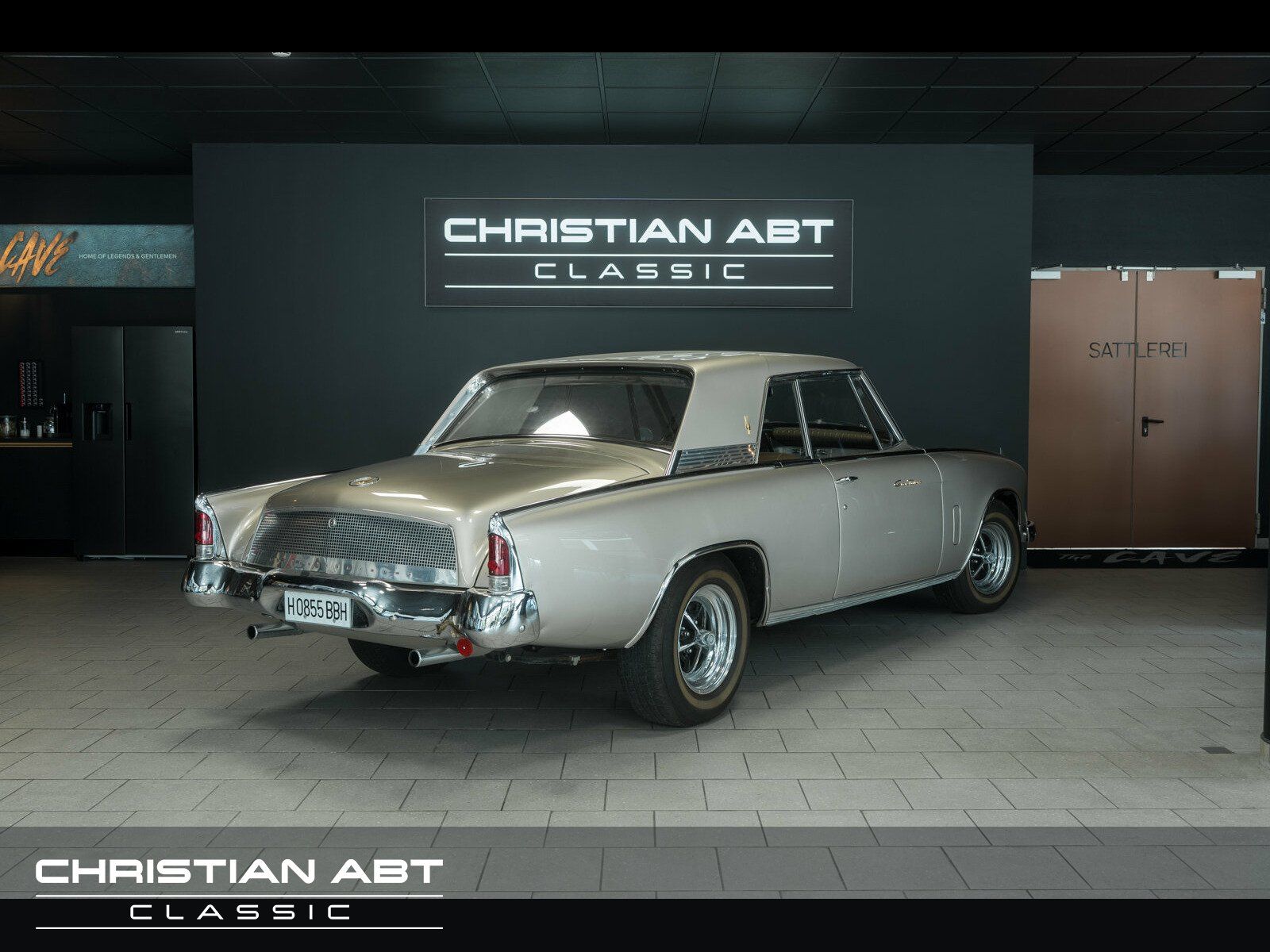 Fahrzeugabbildung Studebaker GT Hawk V8 *NOTE 1*