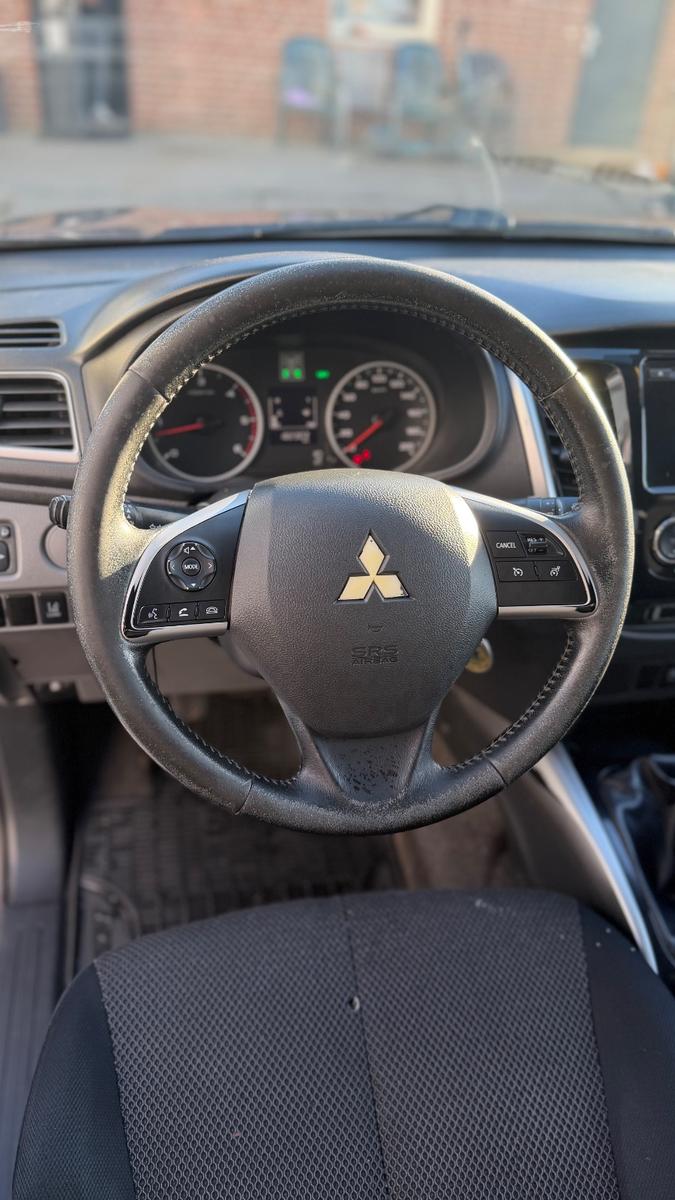 MITSUBISHI L200 181CH - DOUBLE CABINE - 4WD - BVM - 1ERE MAIN - 183.000 KMS