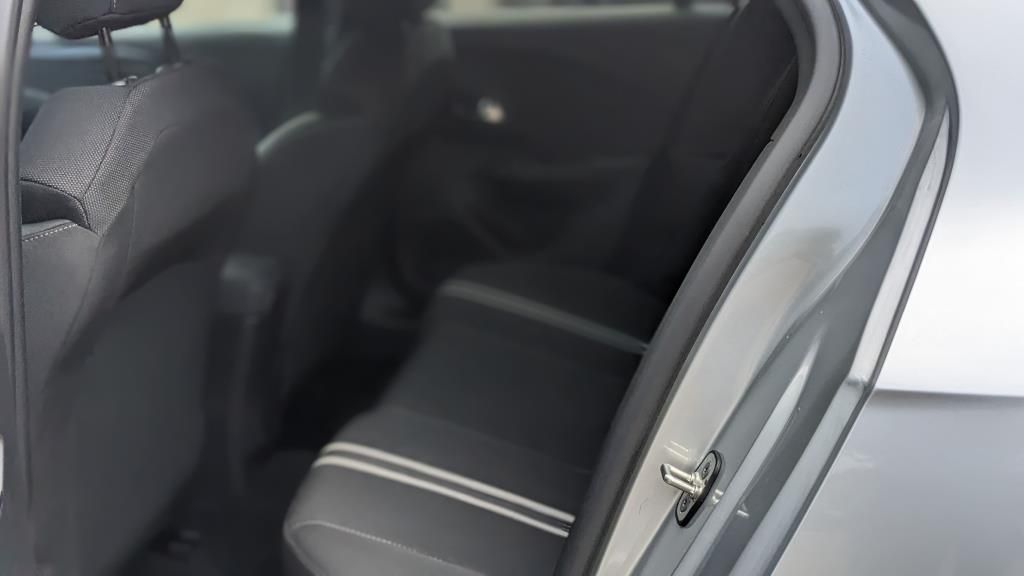 Erstes Annaberger Autohaus - Opel CORSA GS 1.2 Direct Injection Turbo 74 kW 100 P - Bild 9 Erstes Annaberger Autohaus - Opel CORSA GS 1.2 Direct Injection Turbo 74 kW 100 P - Bild 9