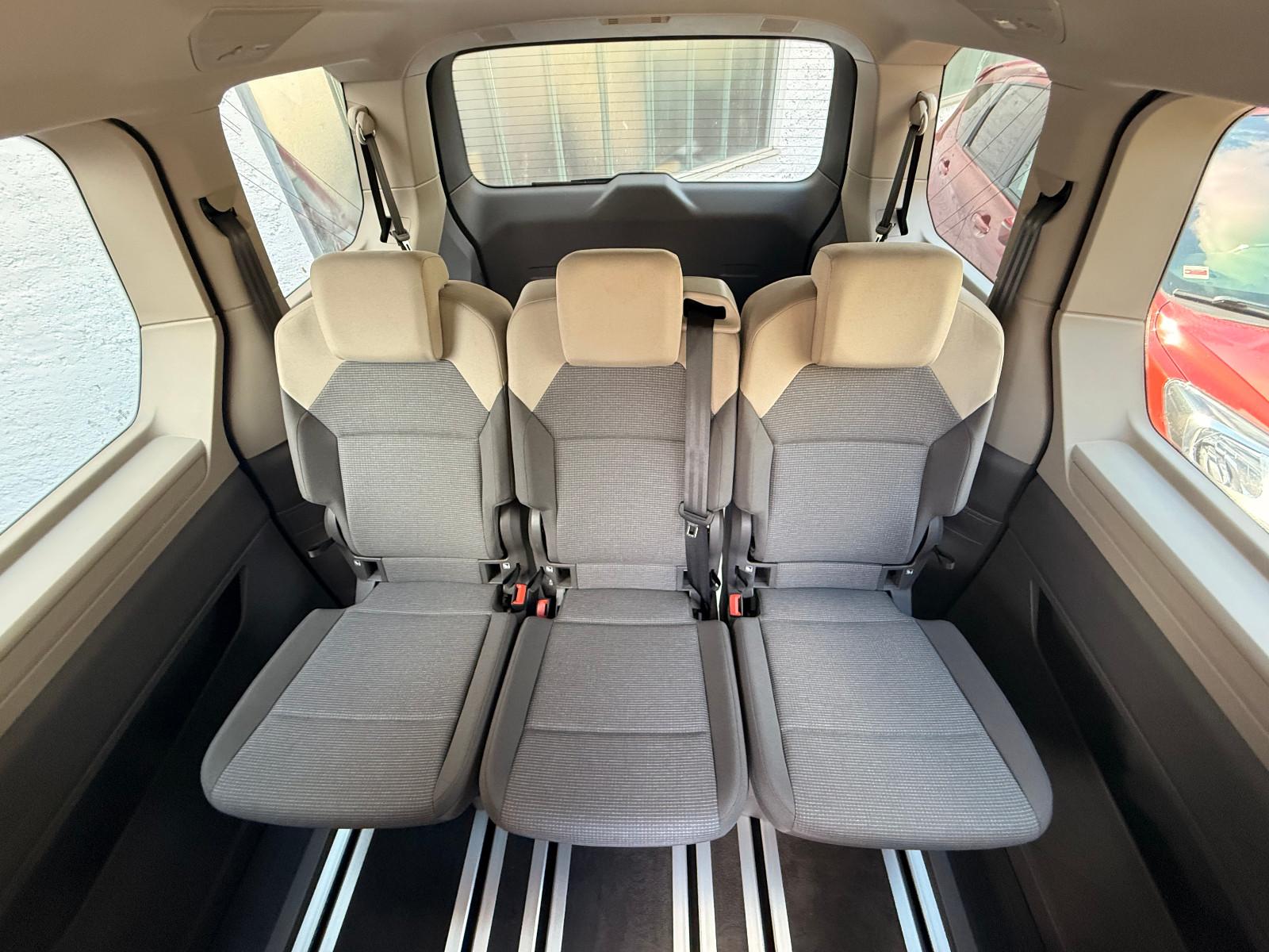 Volkswagen T7 Multivan 2.0TSI*MatrixLED*AHK*STHZG*7-Sitze