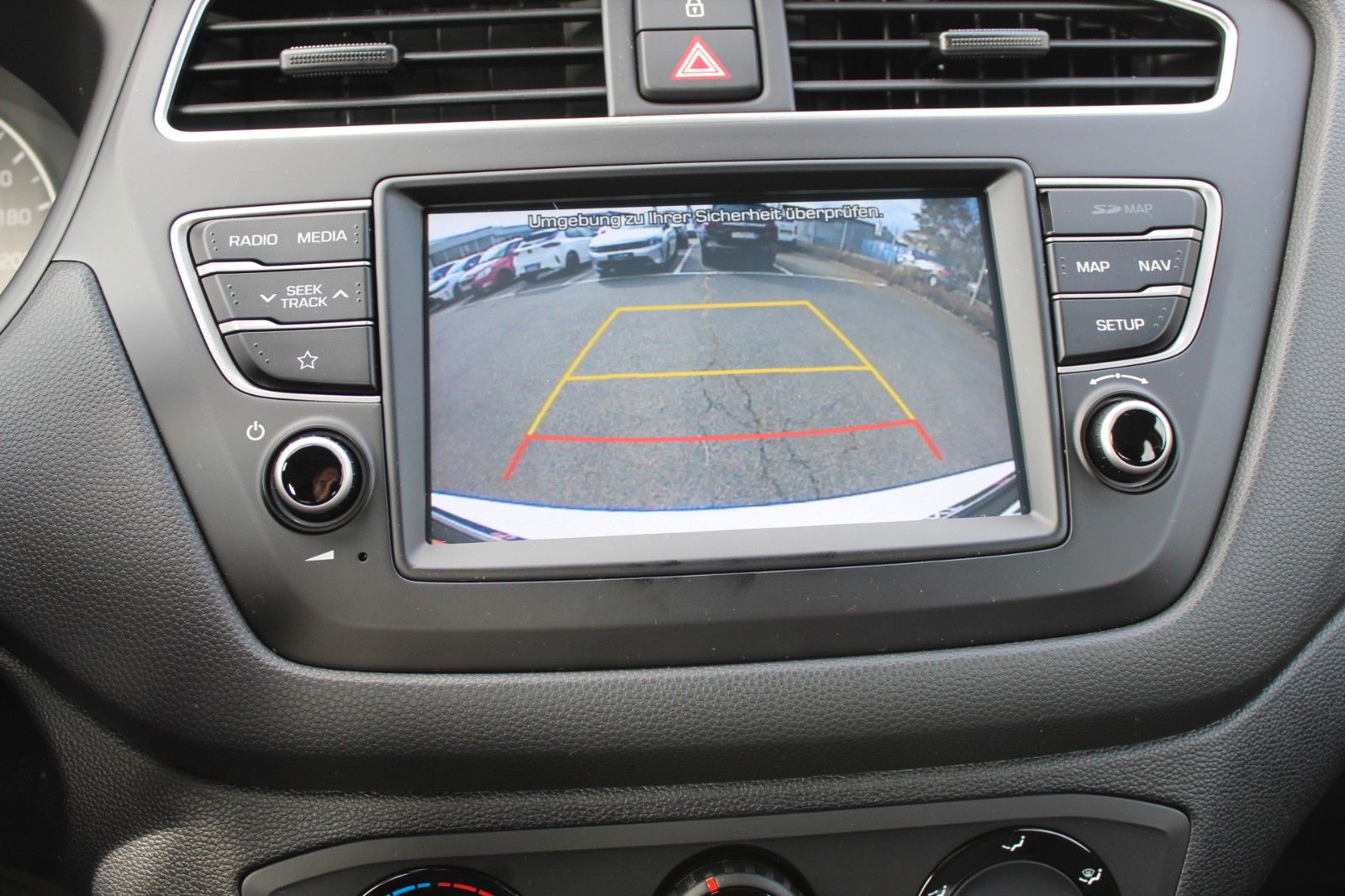 Fahrzeugabbildung Hyundai i20 Trend  Navi*Sitzh.*Kamera