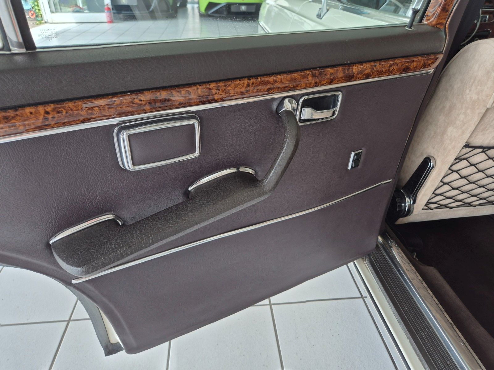 Fahrzeugabbildung Mercedes-Benz 300 SEL 6.3/Deutsch/Historie/3. Hd./WGA 62