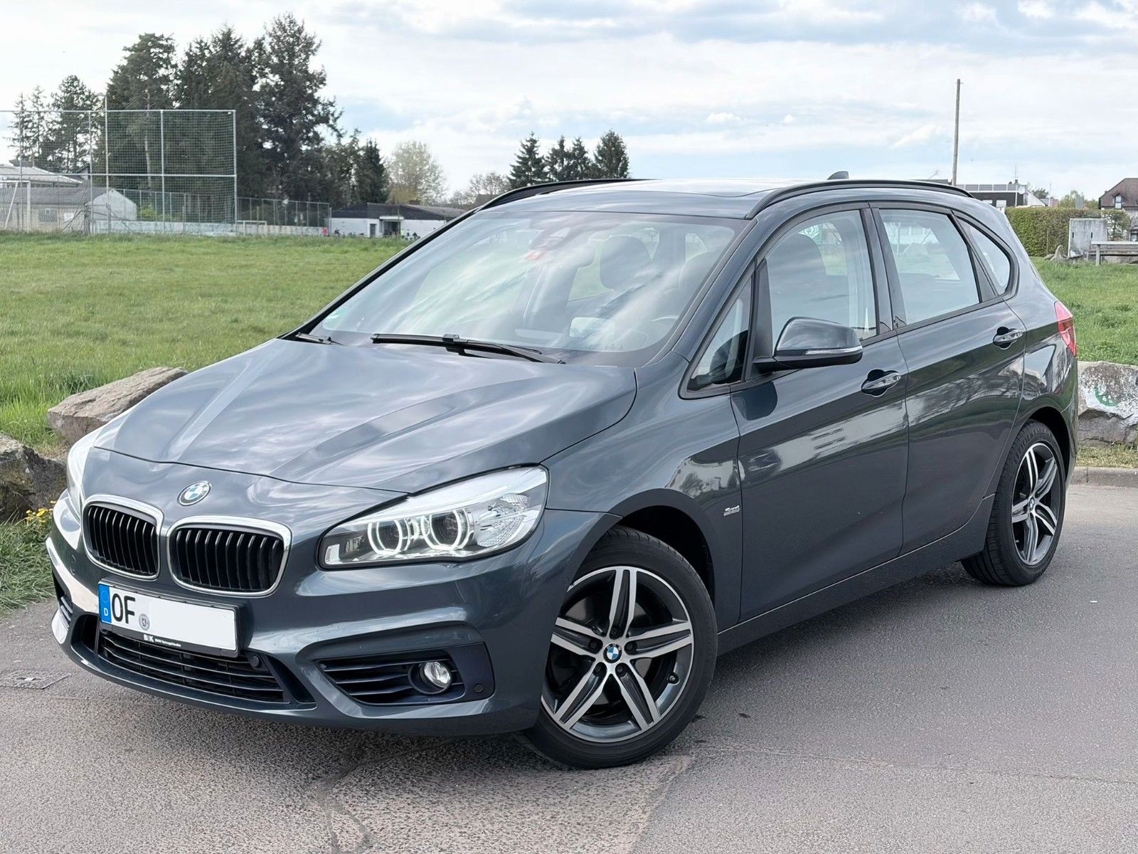 BMW 220i Active Tourer Sport Line, LED, Leder, Pano