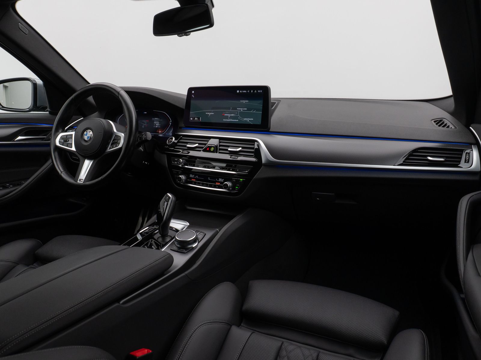 Fahrzeugabbildung BMW 530i M Sport Kamera DAB CockPitPro Komfort Alarm