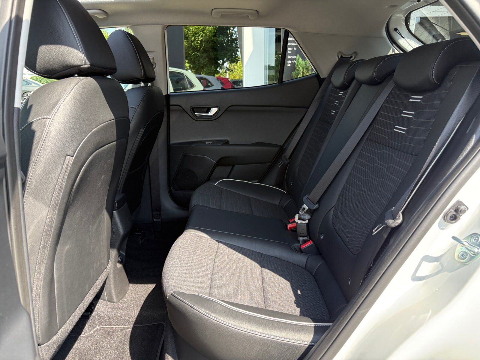 Fahrzeugabbildung Kia STONIC 1.0T 100 48V DCT GTL TECH GD AKTIONNavi