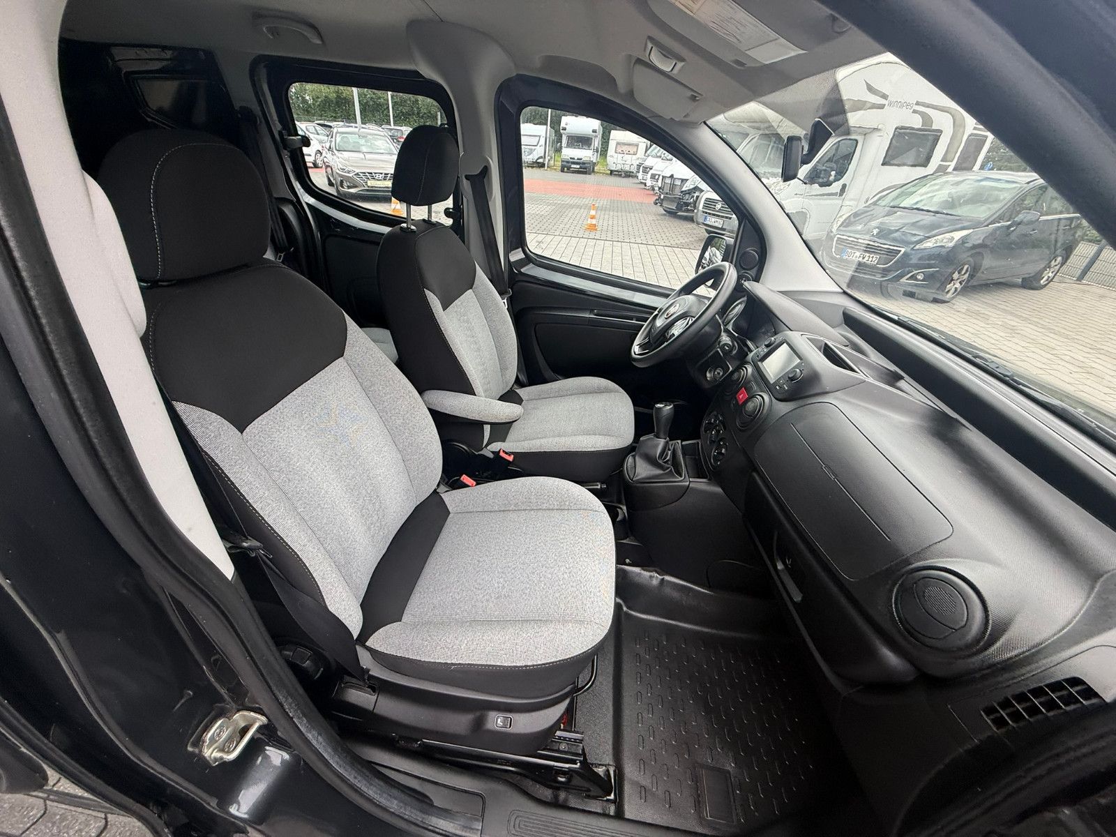 Fahrzeugabbildung Fiat Qubo Active