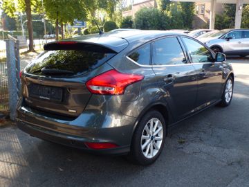 Ford Focus - 4