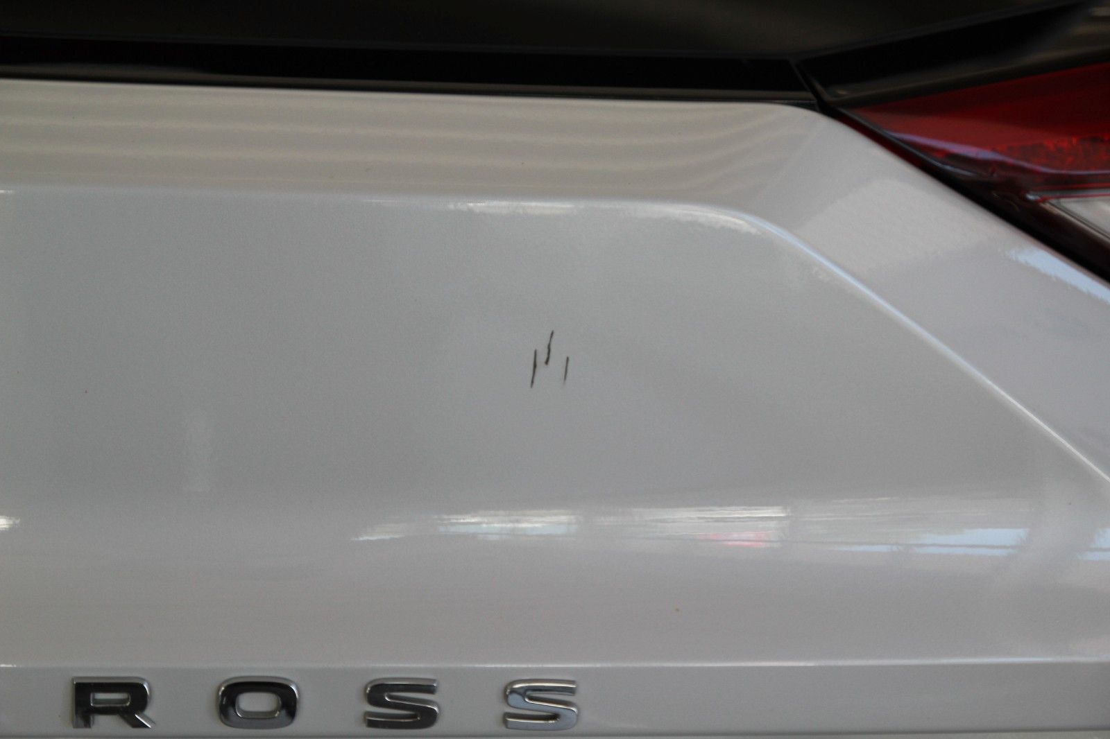 Fahrzeugabbildung Mitsubishi Eclipse Cross Plus Hybrid 4WD