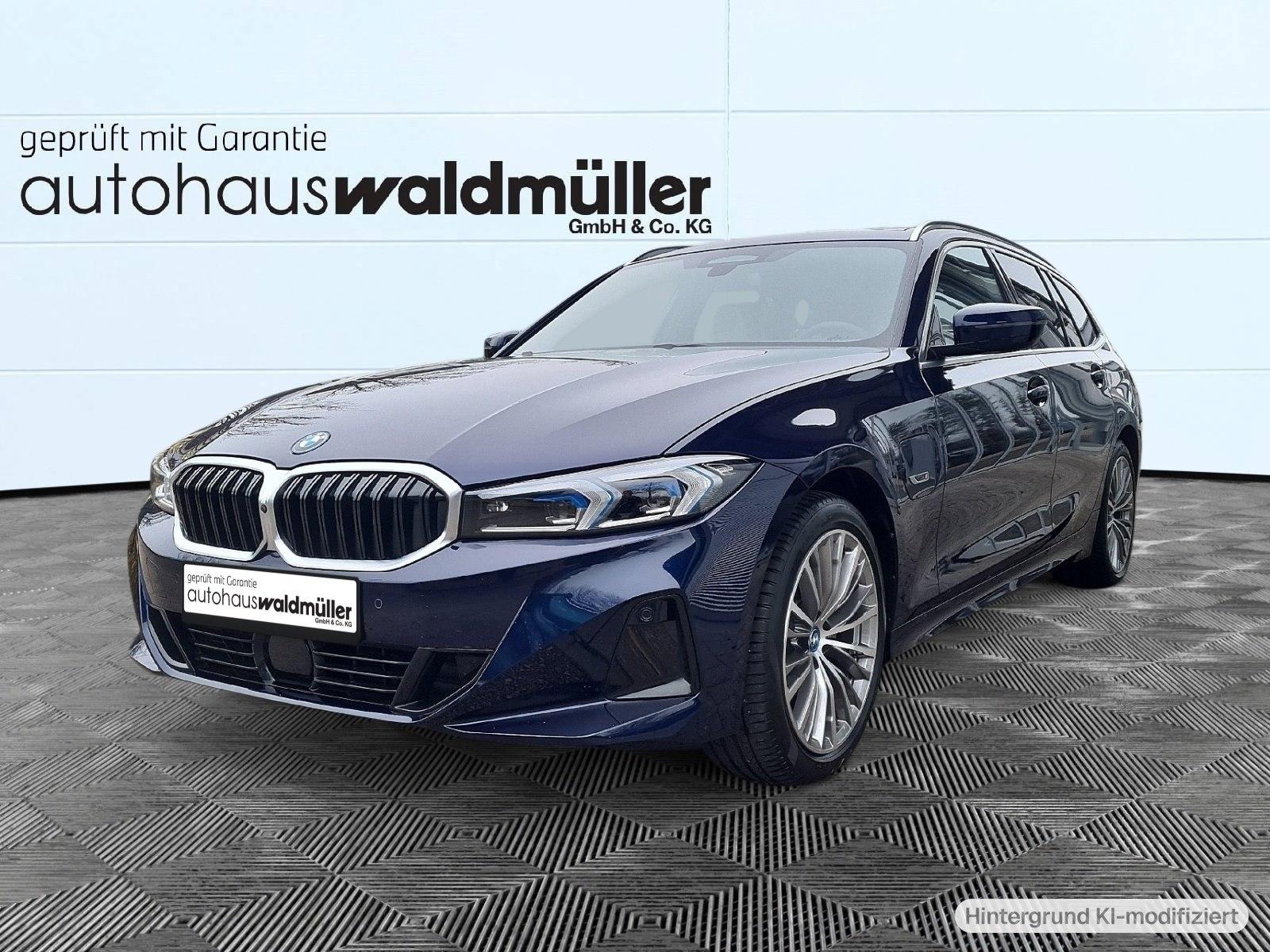 BMW 330e xDrive Touring