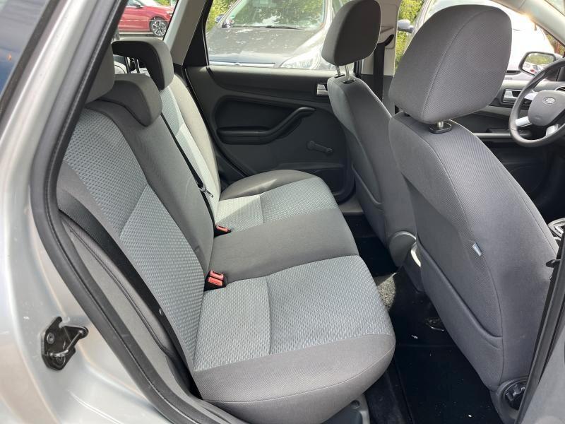 Ford Focus 2007 — photo 11