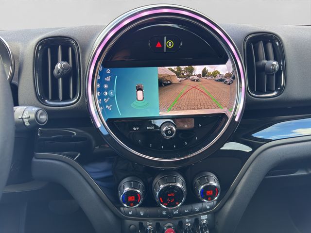 Fahrzeugabbildung MINI Countryman D (Cooper) Essential LED+Kamera+CarPl