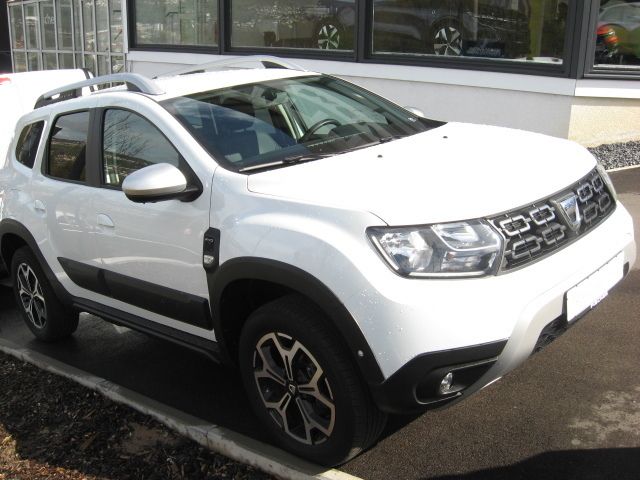 Fahrzeugabbildung Dacia Duster Prestige TCe 130 4WD Navi Kamera