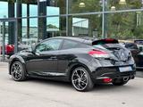 Renault Megane Coupé Sport TCe 275 S-HE/NAVI/R-CAM/BOSE - Renault Megane mit Benzin-Antrieb: Navigationssystem, Sportwagen, Klimaautomatik