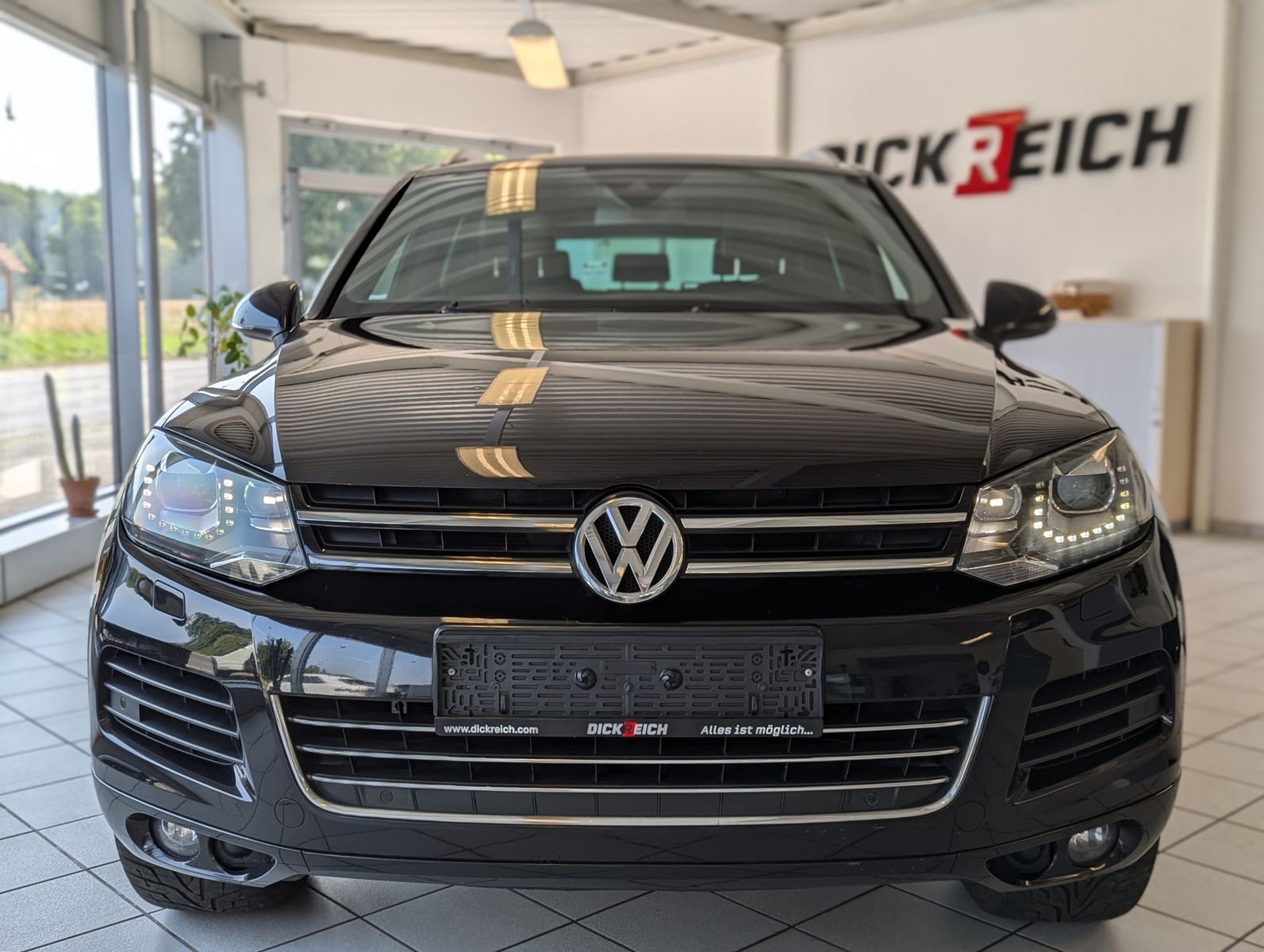 VW Touareg V6 TDI Pano Bi-Xen Memory DYNAUDIO StHz - Image 2