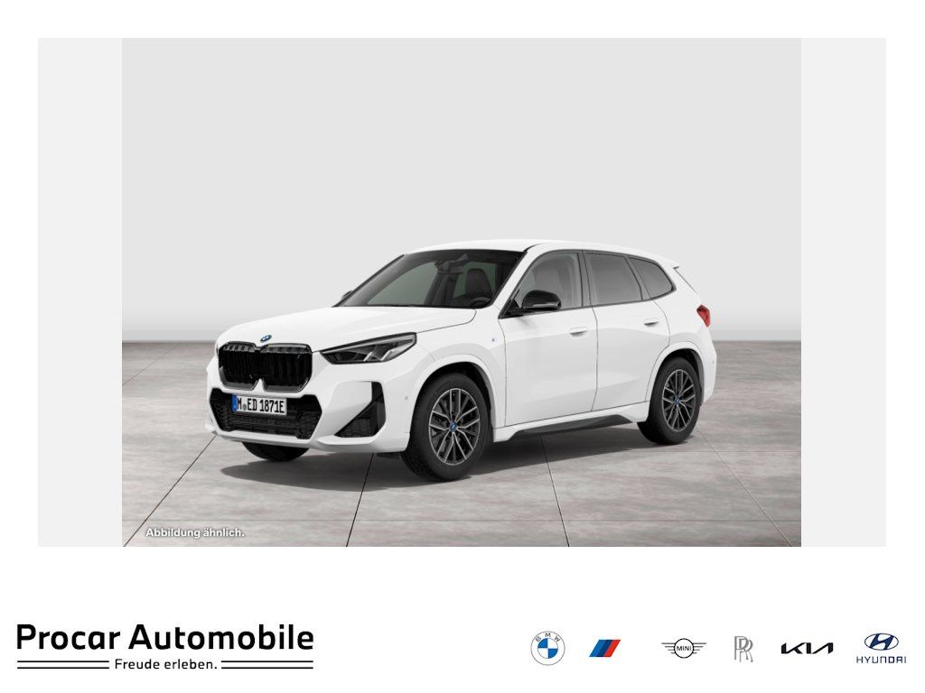 Image of BMW iX1