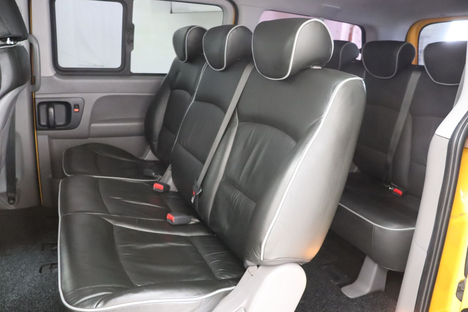 Fahrzeugabbildung Hyundai H-1 2.5CRDi Starex * RFK * Lenkradhzg. * Navi