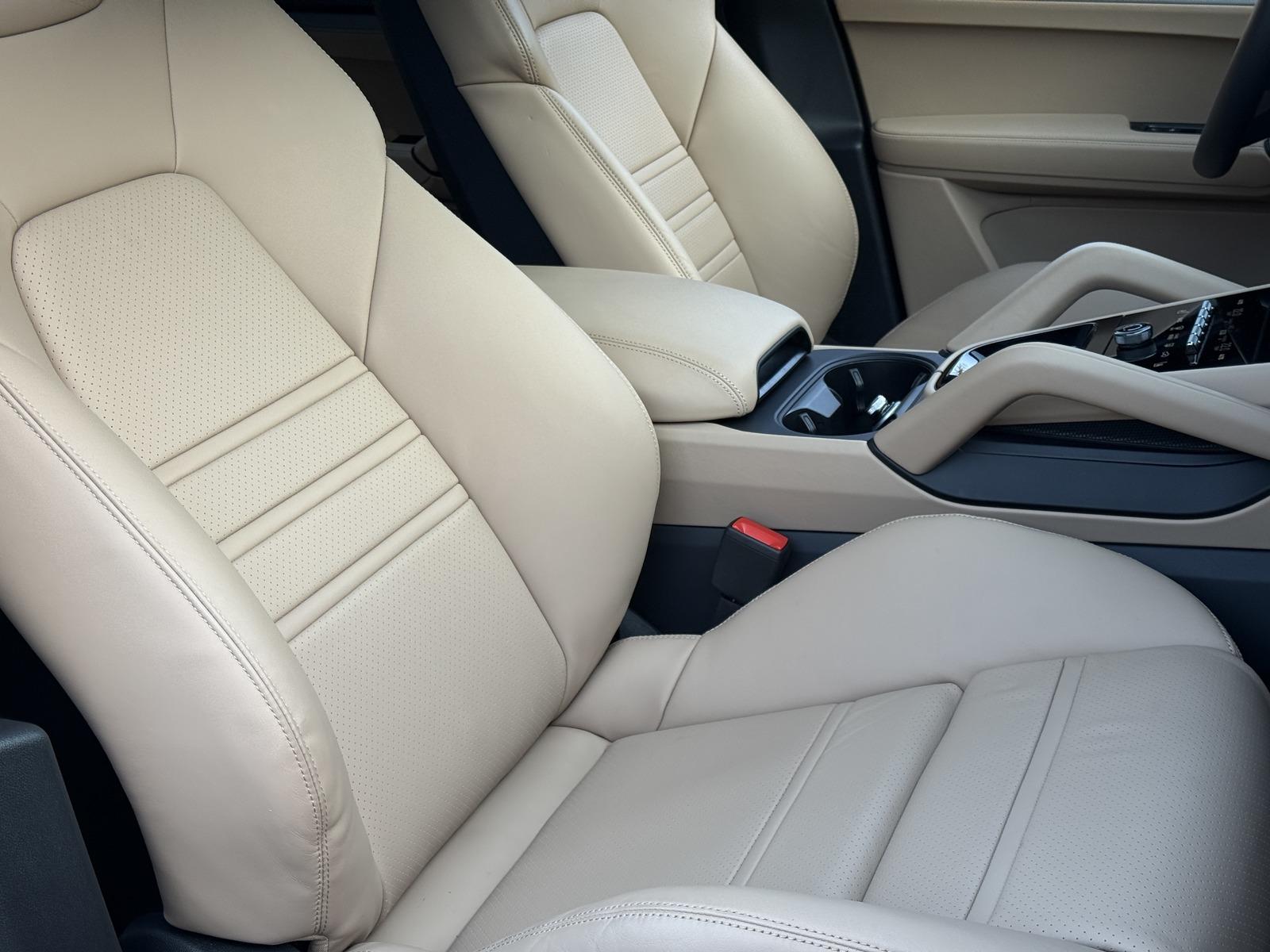 Porsche Cayenne E-Hybrid Coupe SPORTDESIGN*INNODRIVE*22