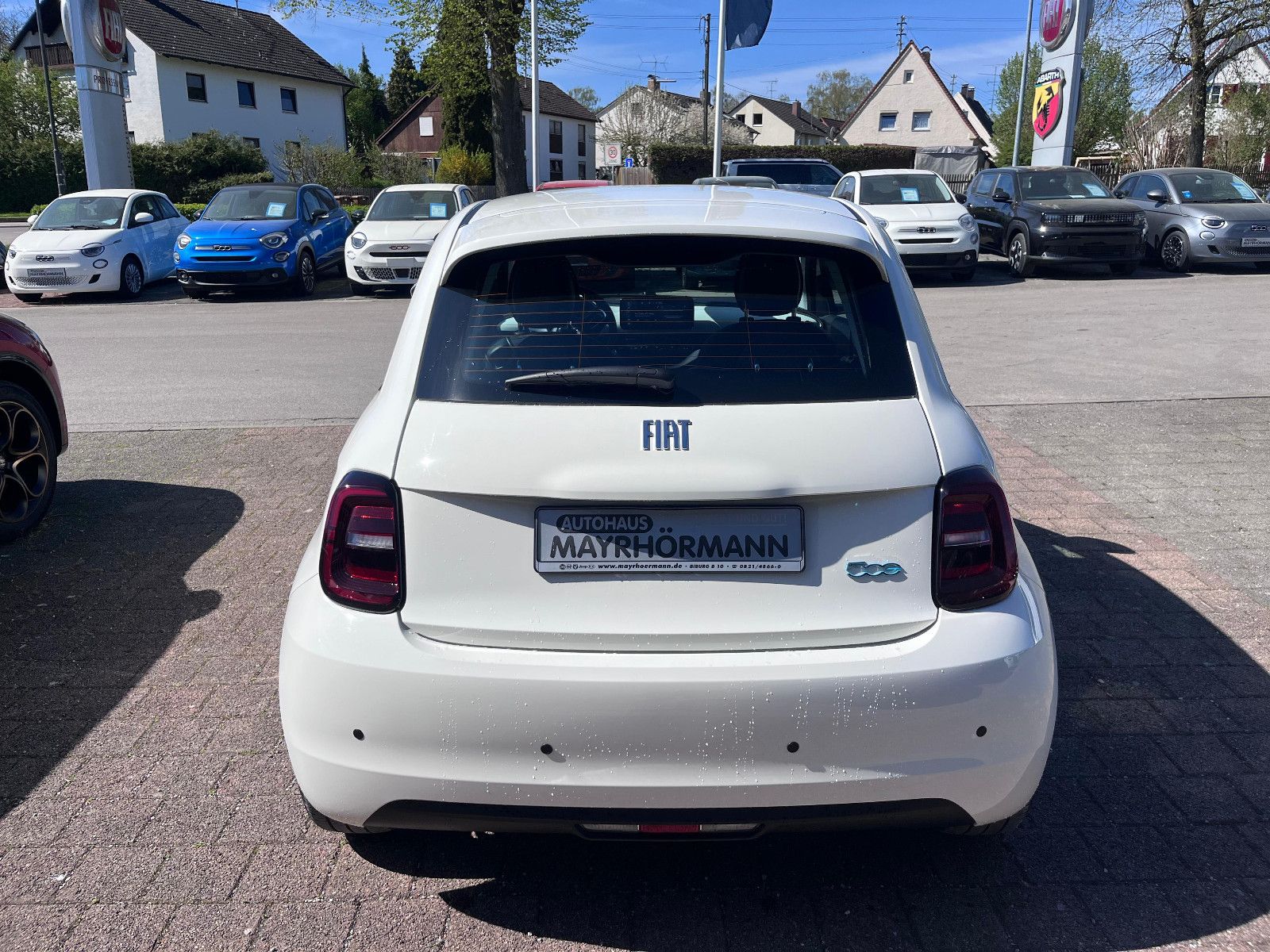 Fahrzeugabbildung Fiat 500E