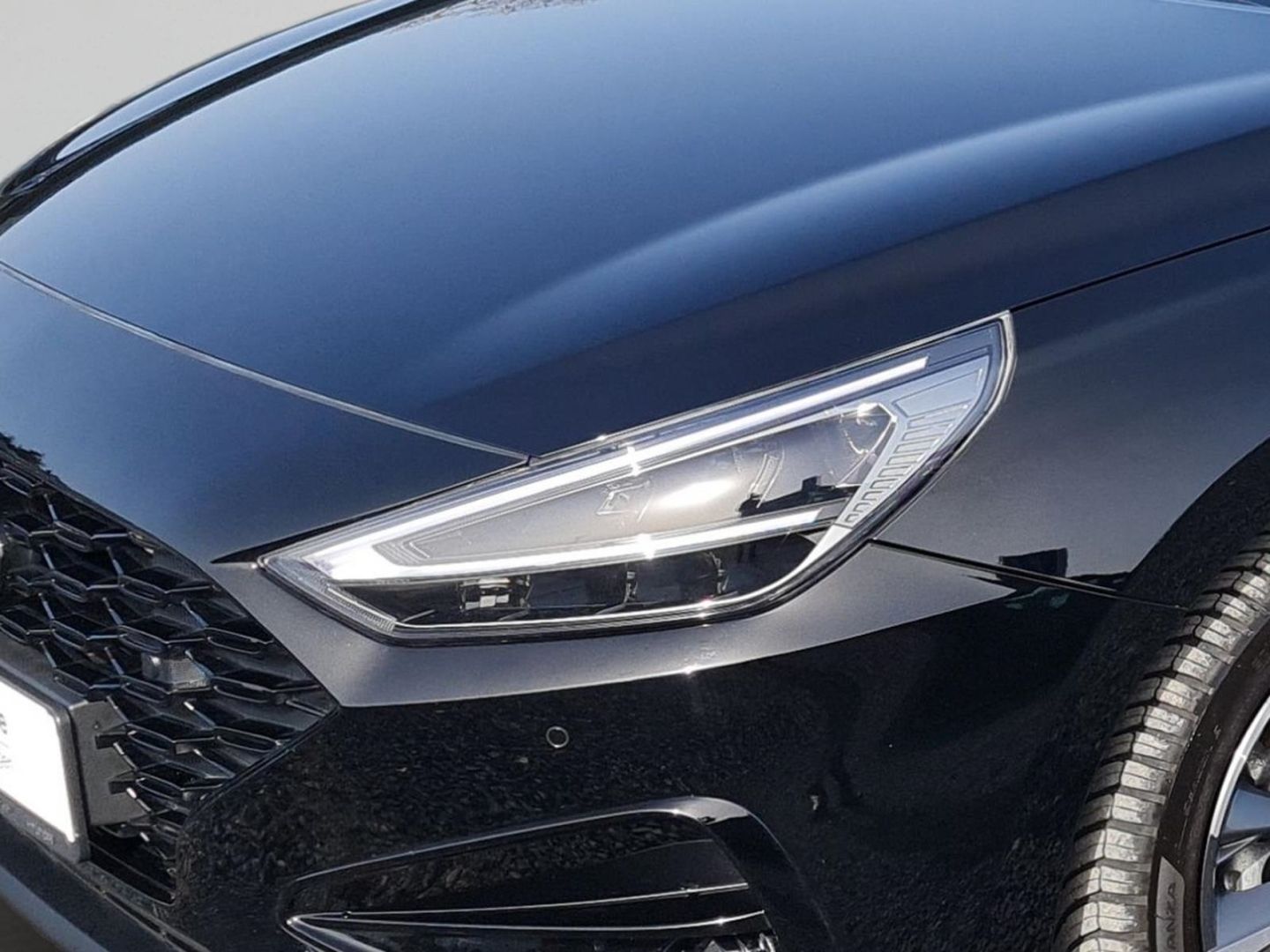 Fahrzeugabbildung Hyundai i30 ADVANTAGE 1.0 T-GDI KLIMA+PDC+KAMERA+SHZ+ACA