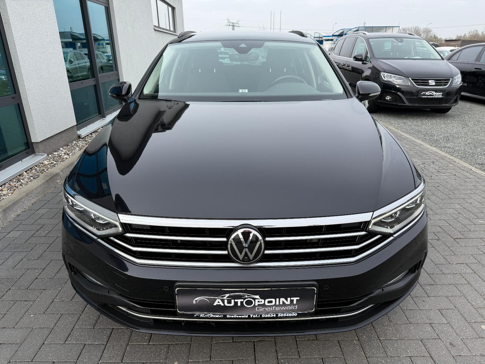 Volkswagen Passat Variant 360º ACC LED NAVI Massage Apple