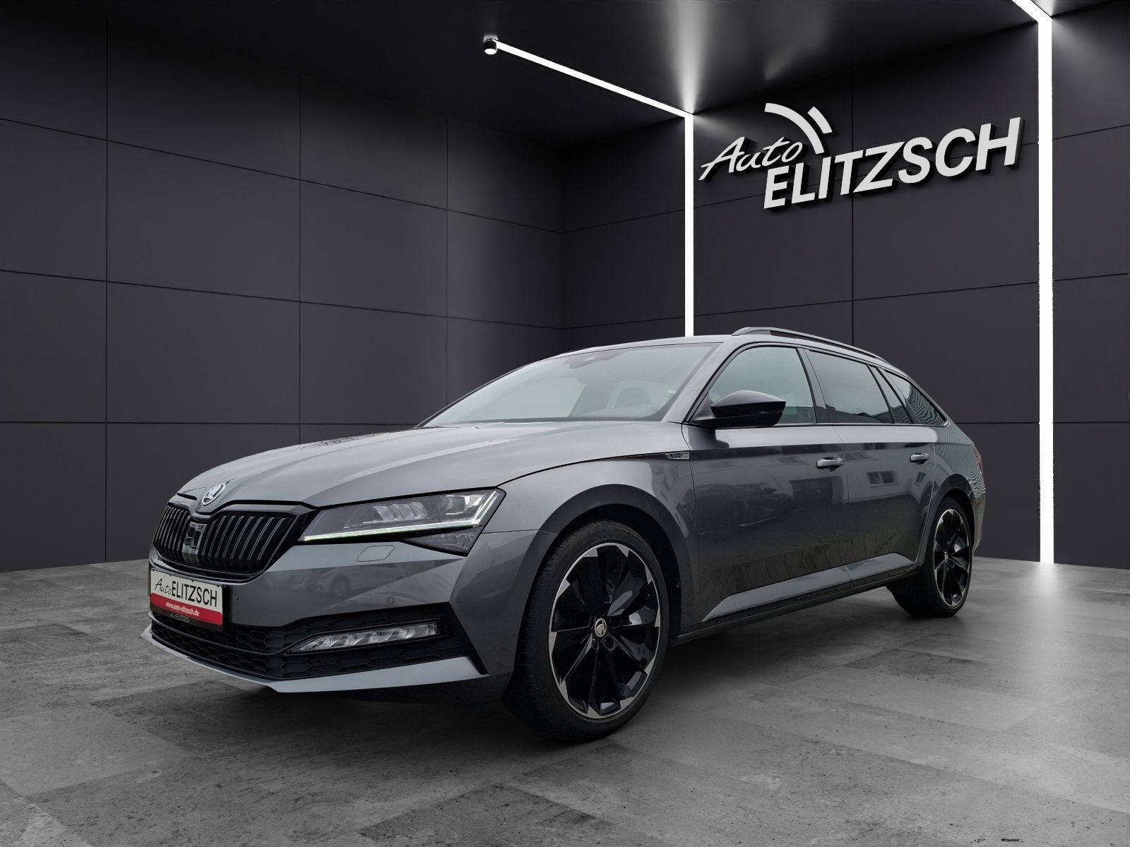 Fahrzeugabbildung SKODA Superb Combi TDI Sportline DSG 4x4 Matrix Navi A