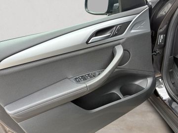 BMW X3 - 11