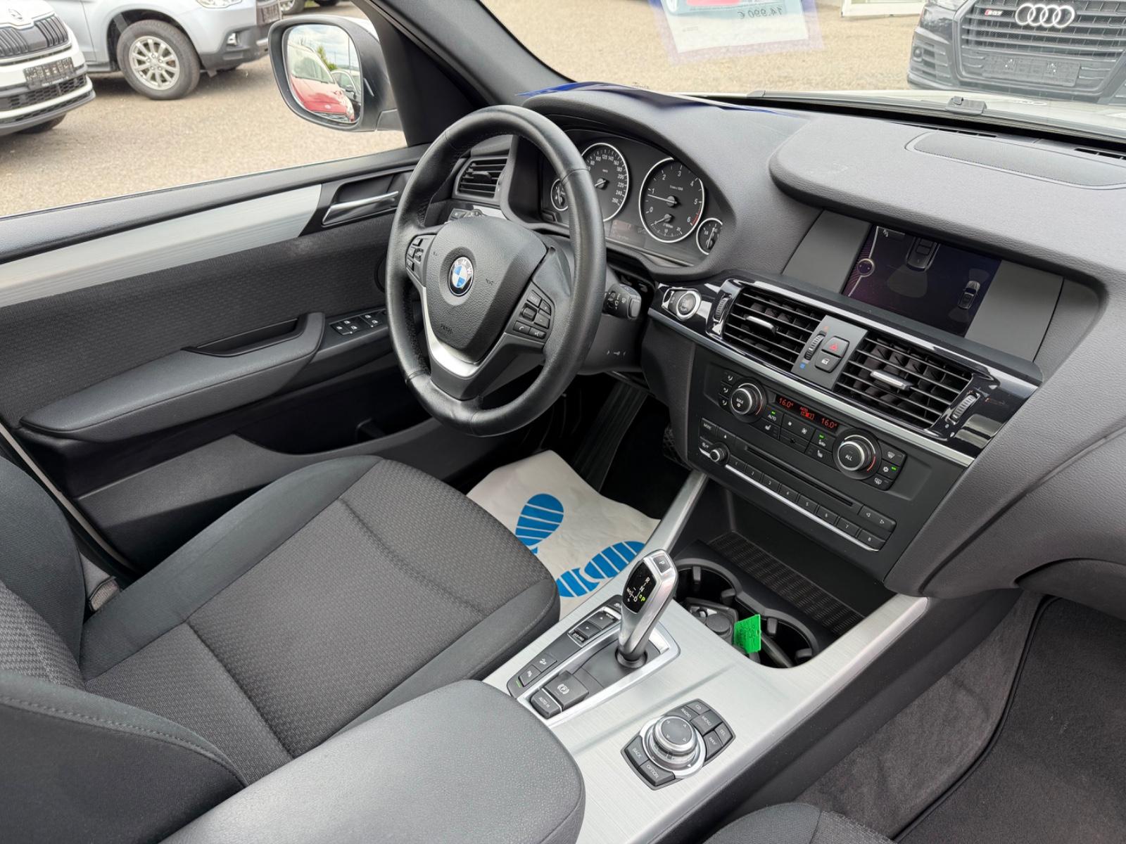 BMW X3 xDrive 20 d Auto.LED BI-Xenon Navi 1.Hand Pan