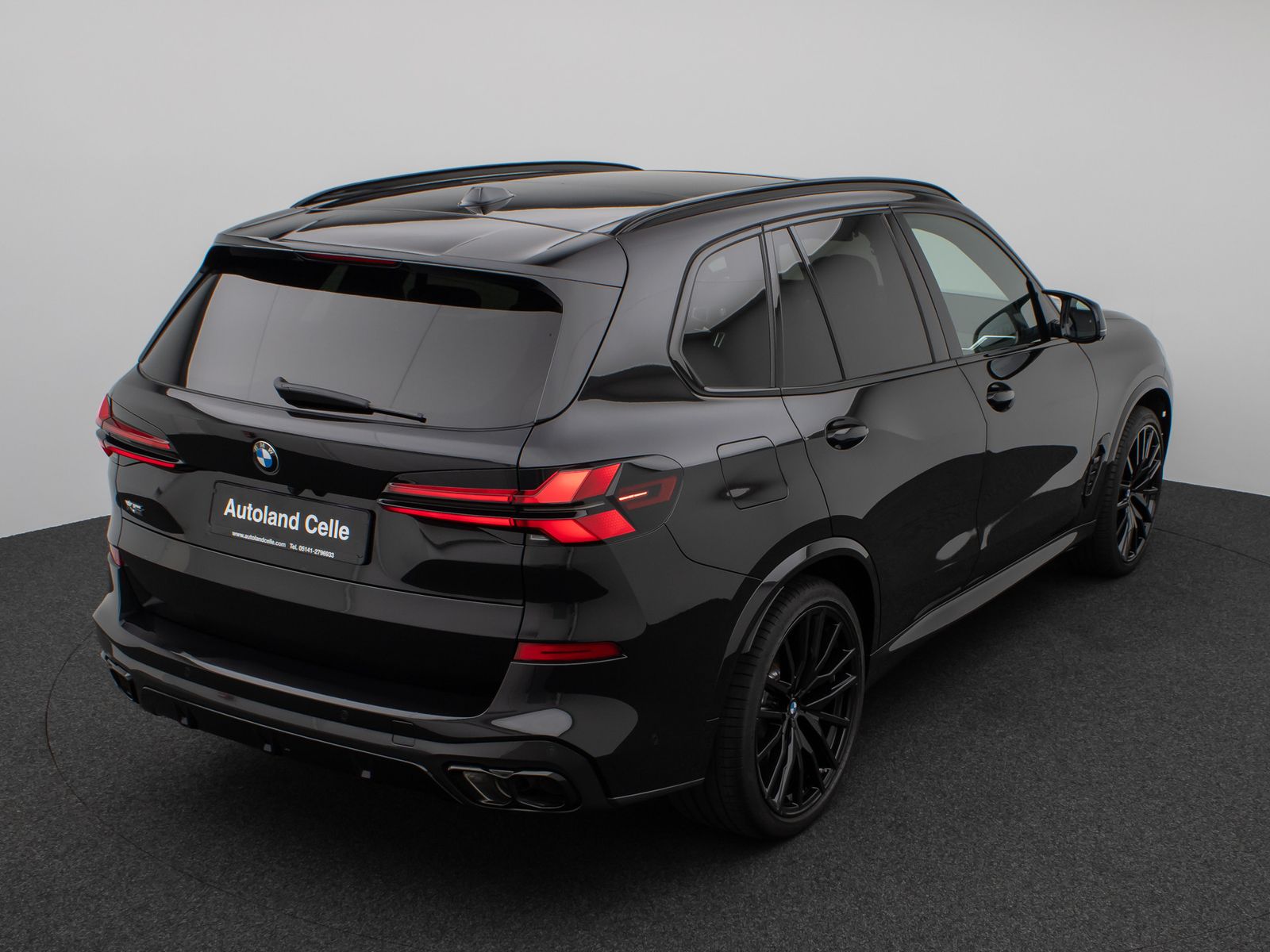 Fahrzeugabbildung BMW X5 M60i Panorama 360° B&W SoftCL Massage 22Zoll