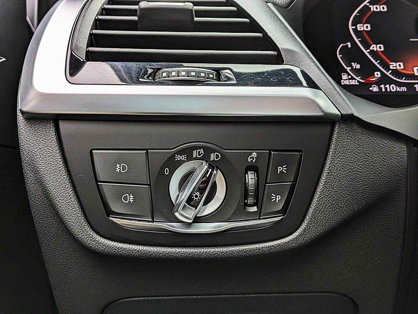 Fahrzeugabbildung BMW X3 M40d SAG*LEDER*PANO*H/K SOUND*ACC*CAM*20"VOLL