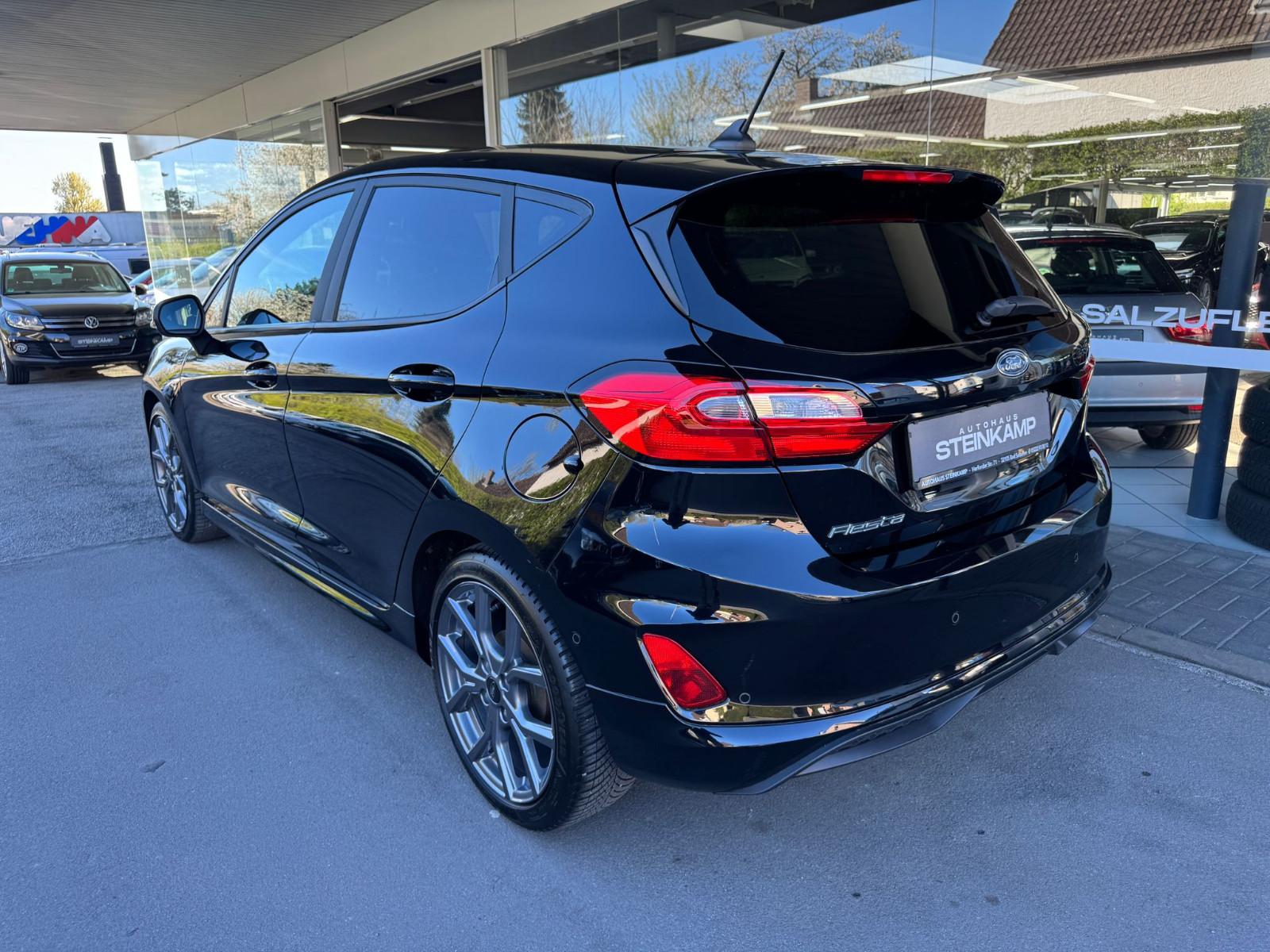 Ford Fiesta ST-Line * LED* NAVI*CAM*ACC* KEYLESS* AHK