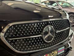 MERCEDES-BENZ E 220 - Ansicht 10